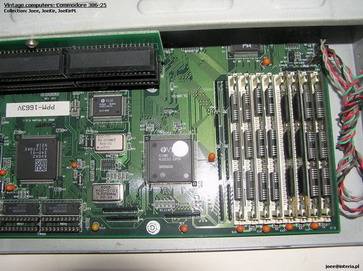 Commodore 386-25 - 06.jpg